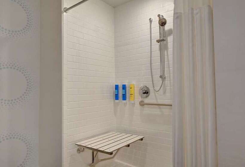 اتاق استاندارد برای معلولان, Hilton Dallas/park Cities