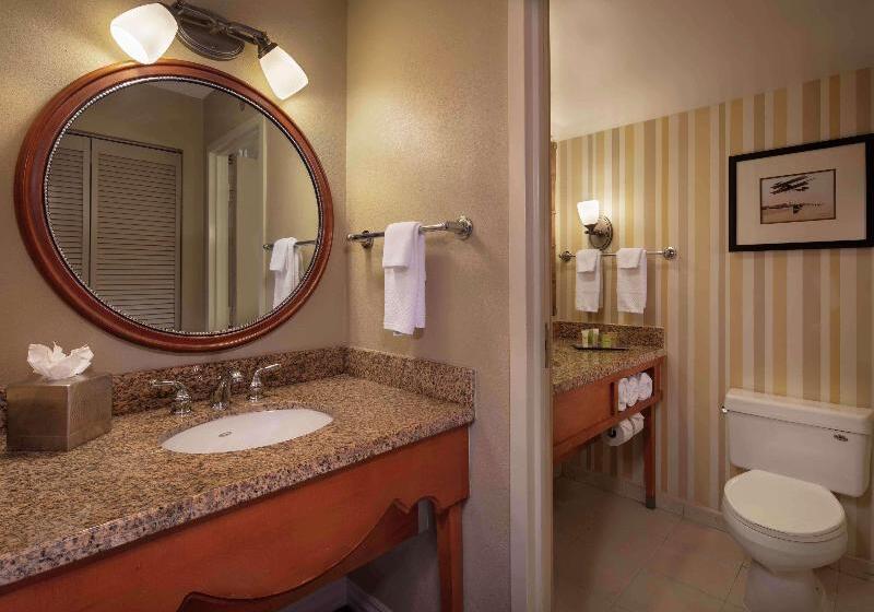 غرفة قياسية مطلّة علي البحر, Hilton Daytona Beach Oceanfront Resort