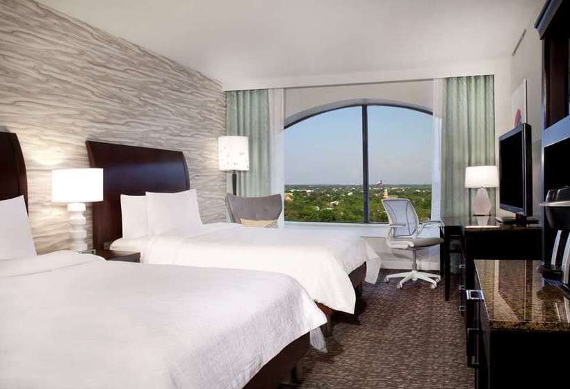 اتاق استاندارد برای معلولان, Hilton Daytona Beach Oceanfront Resort