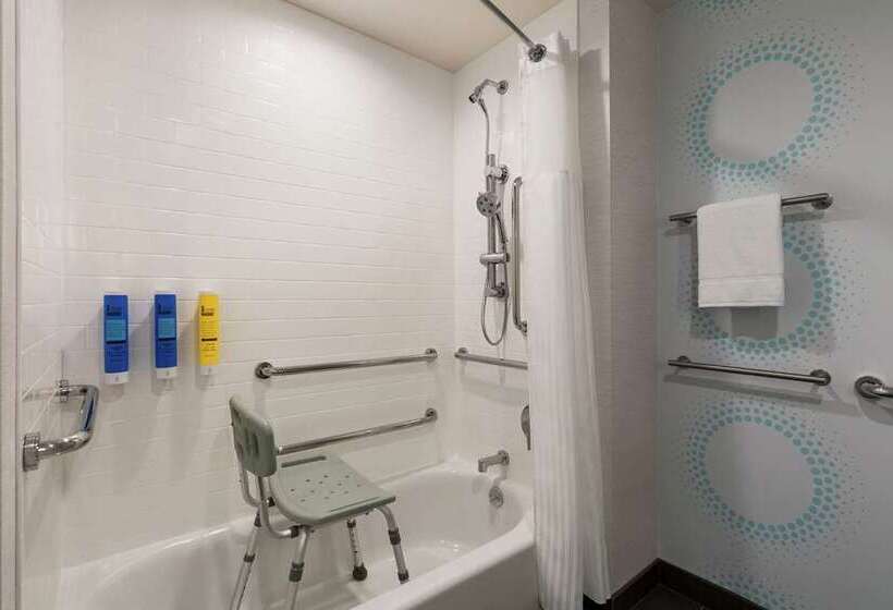اتاق استاندارد برای معلولان, Hilton Daytona Beach Oceanfront Resort