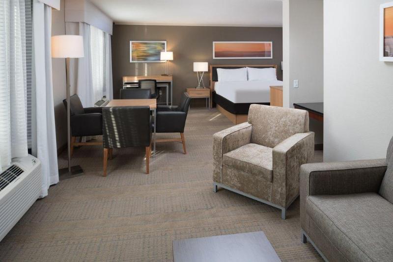 سوئیت برای معلولان, Holiday Inn Express Spokane Airport, An Ihg