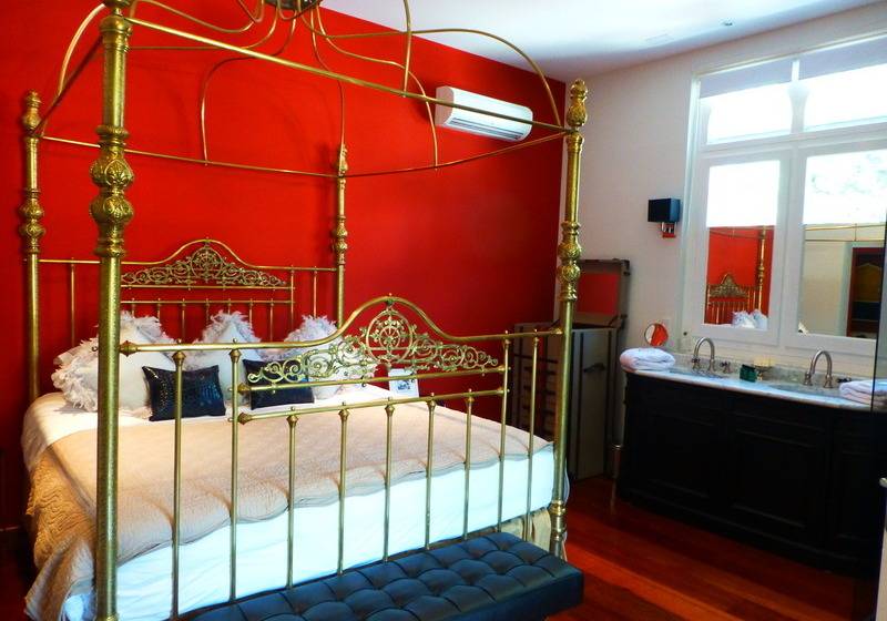 سوییت جونیور, La Villa Mauresque