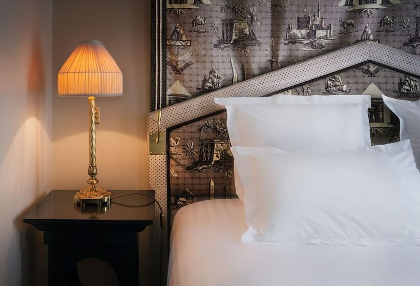 Quarto Superior, Maison Athenee