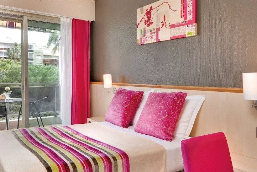 اتاق کلاسیک با تراس, The Originals Boutique, Hôtel Les Strélitzias, Antibes Juan Les Pins