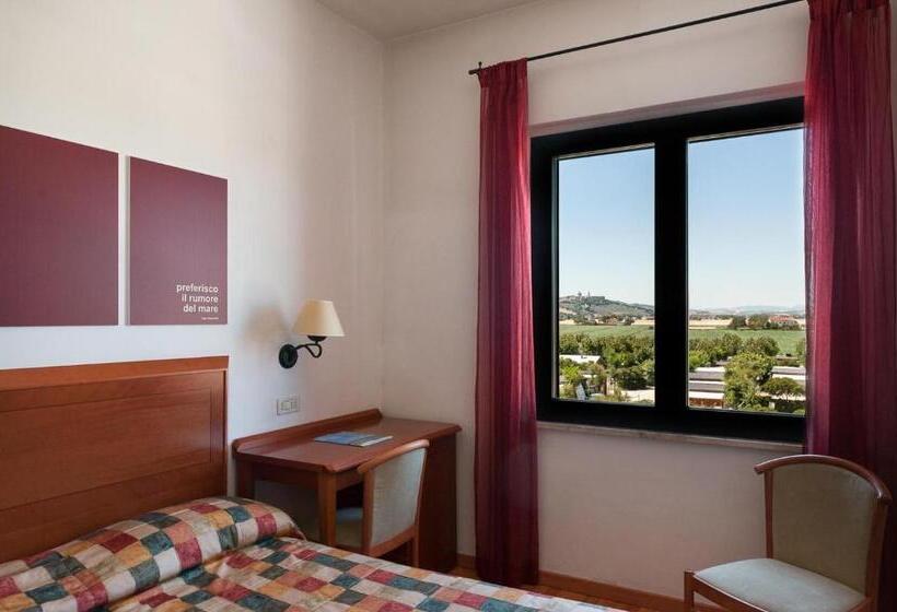 Economy Triple Room, Brigantino Non Dista