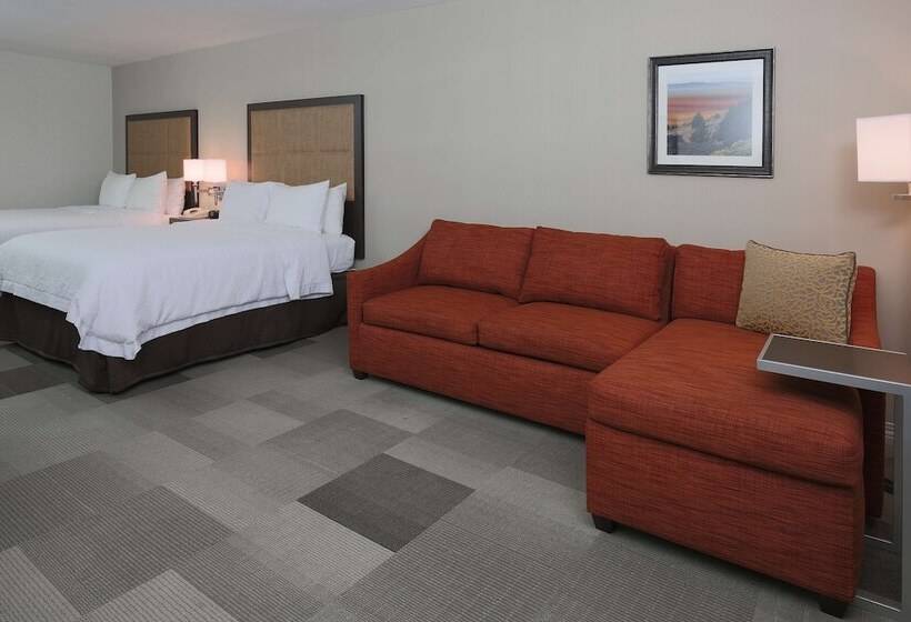 Standard Room, Hampton Inn And Suites Camarillo