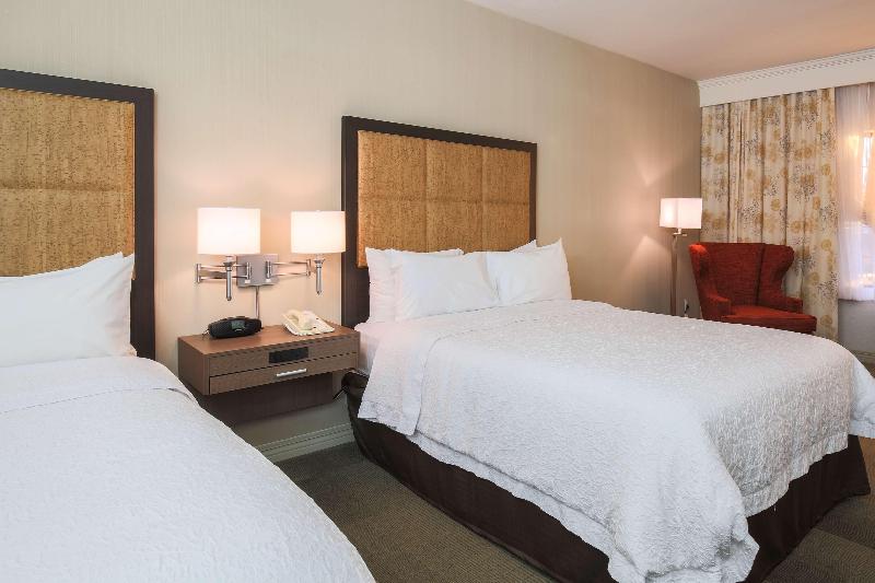 اتاق استاندارد با تخت دو نفره بزرگ, Hampton Inn And Suites Camarillo
