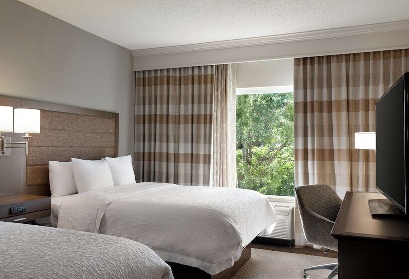 سوییت, Hampton Inn & Suites Montgomery Eastchase