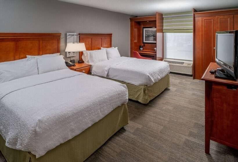 Quarto Estandar 2 Camas Casal, Hampton Inn Charlestondowntown