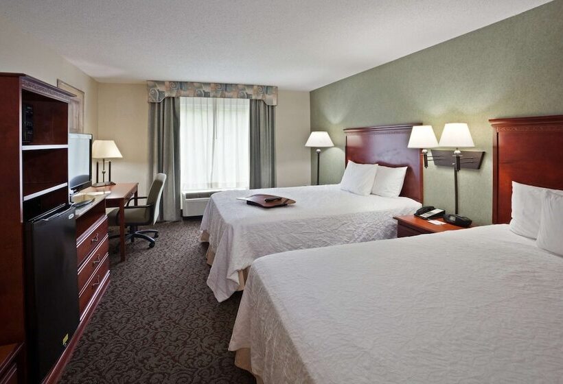 اتاق استاندارد, Hampton Inn Ithaca