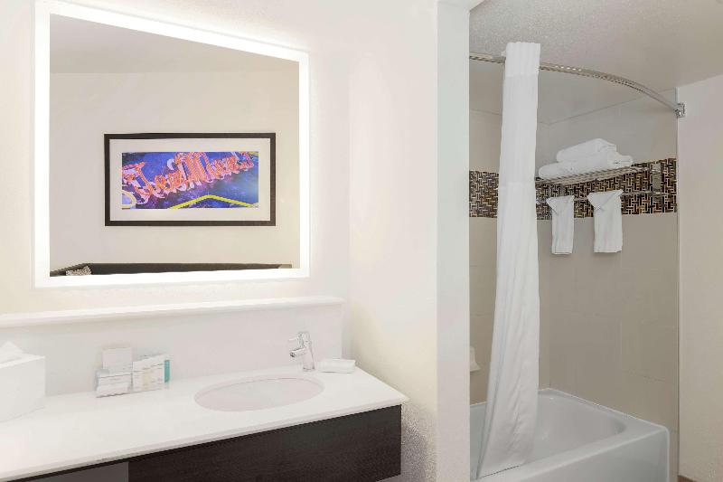سوئیت با تخت بزرگ, Hampton Inn & Suites Austindowntown/convention Center