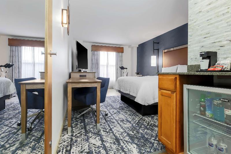 اتاق استاندارد با تخت بزرگ, Hampton Inn & Suites Austindowntown/convention Center