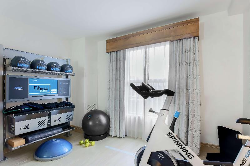 اتاق استاندارد با تخت بزرگ, Hampton Inn & Suites Austindowntown/convention Center