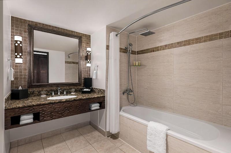 اتاق استاندارد, Hampton Inn & Suites Hermosa Beach