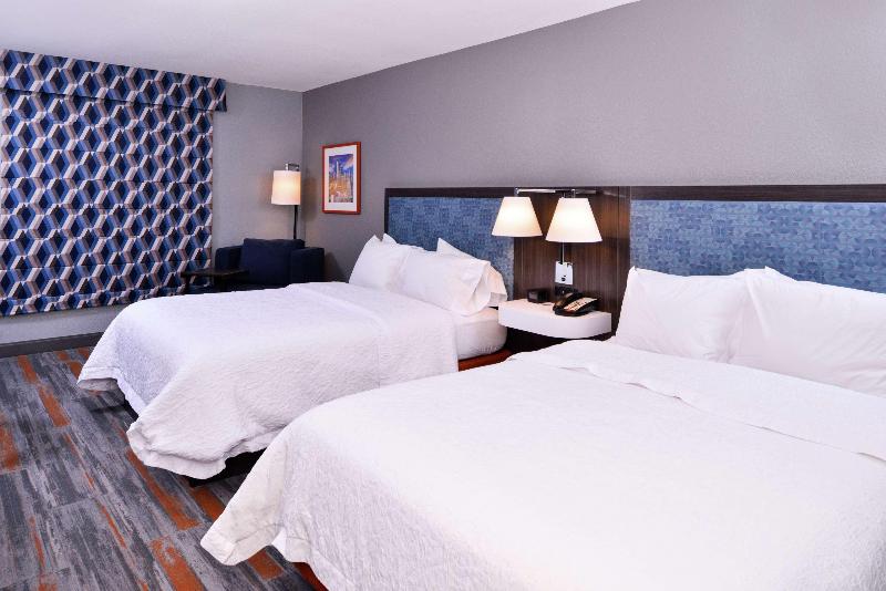 Standaardkamer met Kingsize Bed, Hampton Inn & Suites Legacy Parkfrisco