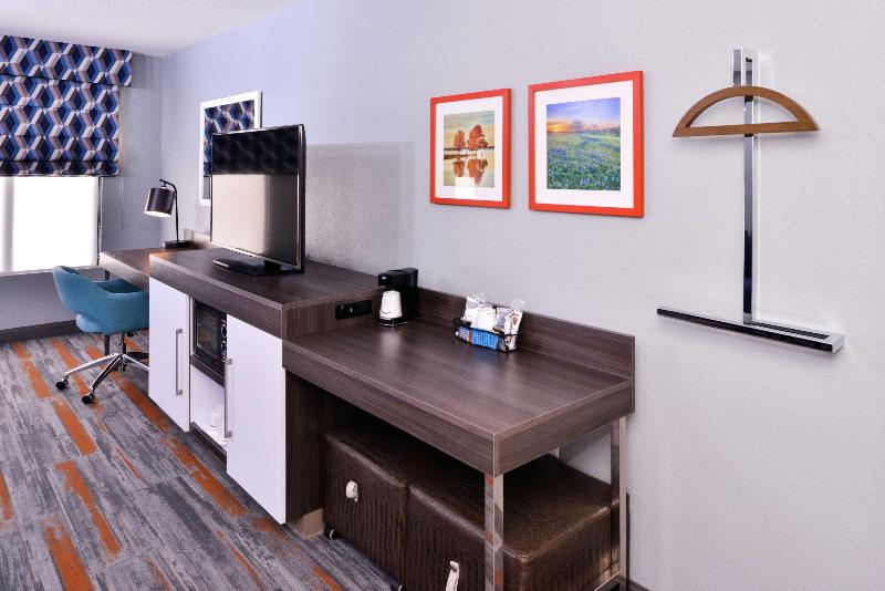 استودیو استاندارد با تخت کینگ, Hampton Inn & Suites Legacy Parkfrisco