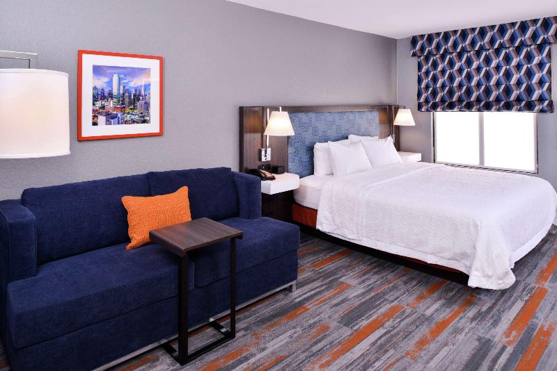 Standaard Studio met Kingsize Bed, Hampton Inn & Suites Legacy Parkfrisco