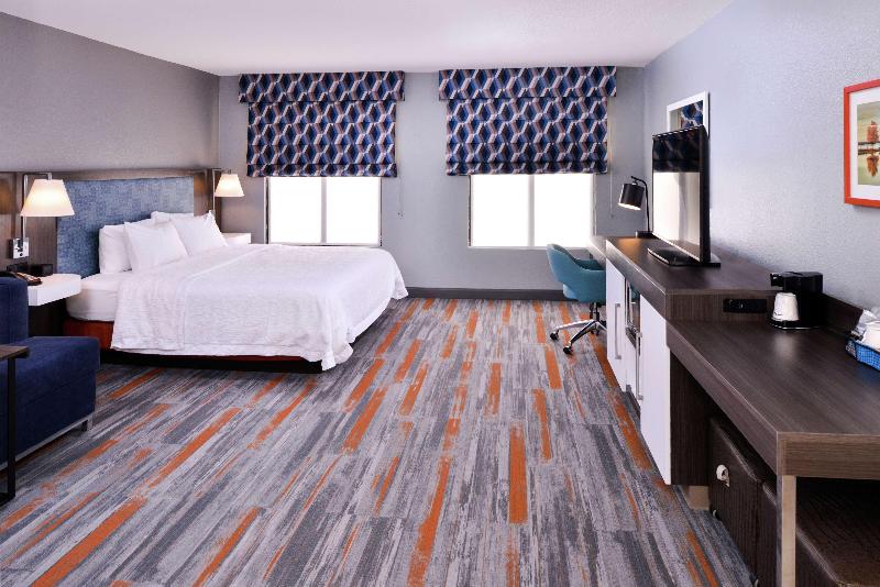 Standaard Studio met Kingsize Bed, Hampton Inn & Suites Legacy Parkfrisco