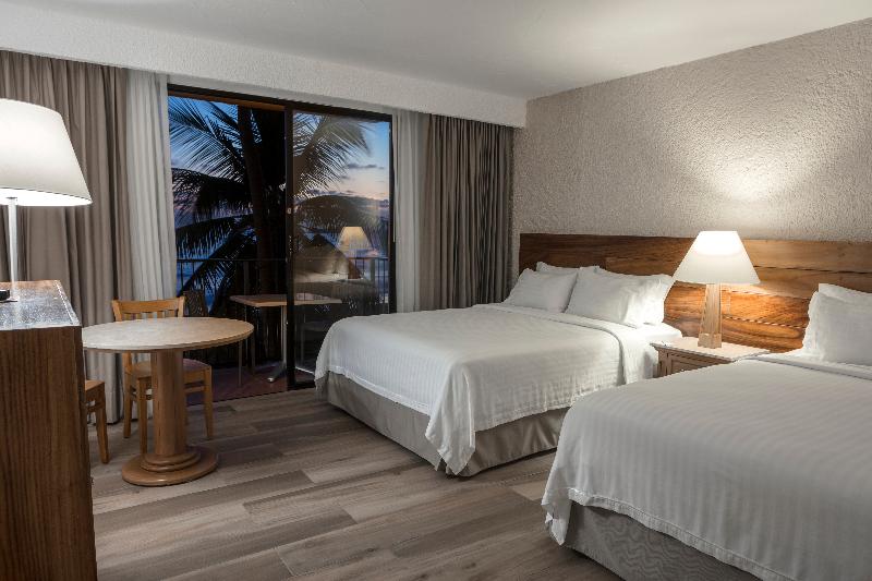 اتاق استاندارد با تخت بزرگ برای معلولان, Hampton Inn Woodbridge