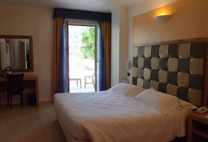 اتاق کلاسیک, Jr Resort Logos Forte Dei Marmi