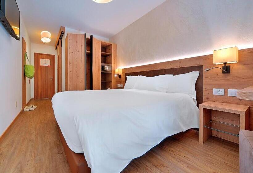 اتاق لوکس, Luna Wellness