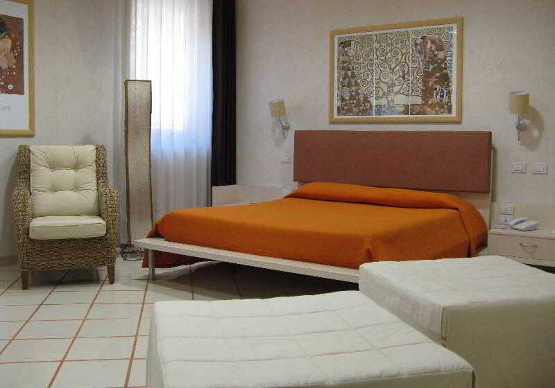 اتاق استاندارد سه نفره, Principe D'aragona