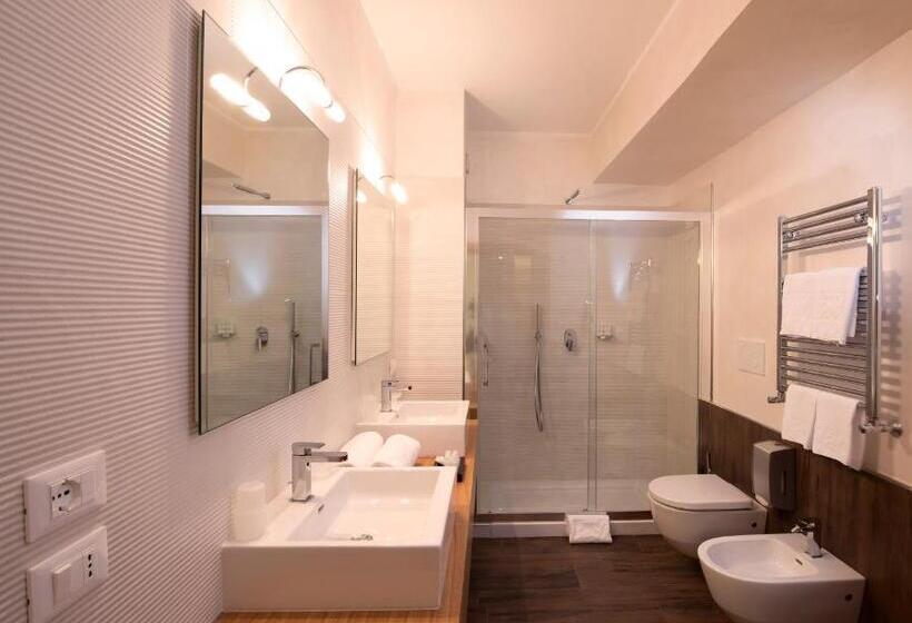 سوییت جونیور, Sport Village Hotel & Spa