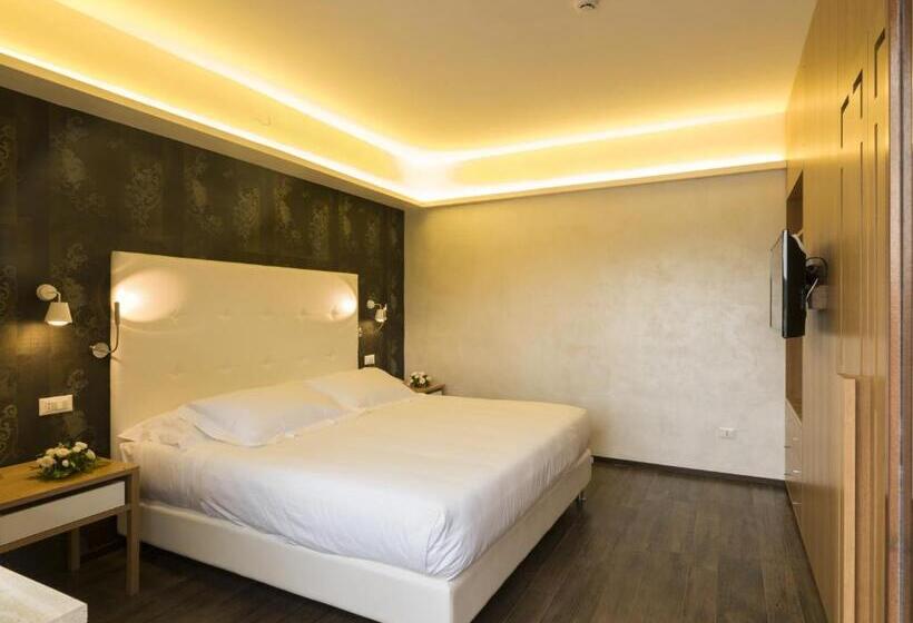 سوییت جونیور, Sport Village Hotel & Spa