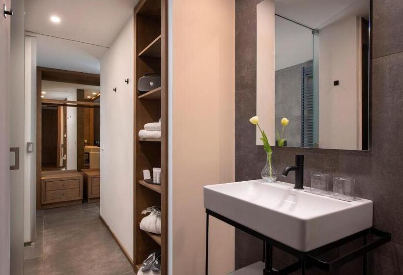 Junior Suite Deluxe, Sport Village  & Spa