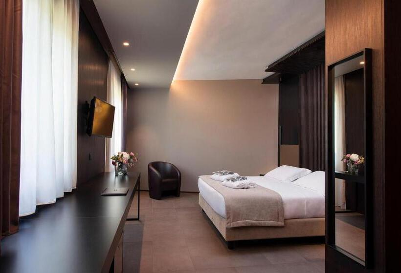 اتاق لوکس, Sport Village Hotel & Spa