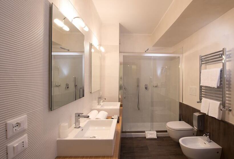 سوییت جونیور, Sport Village Hotel & Spa