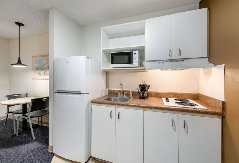 اتاق استاندارد با 2 تخت دوبل, Suburban Studios Lakeland North I4
