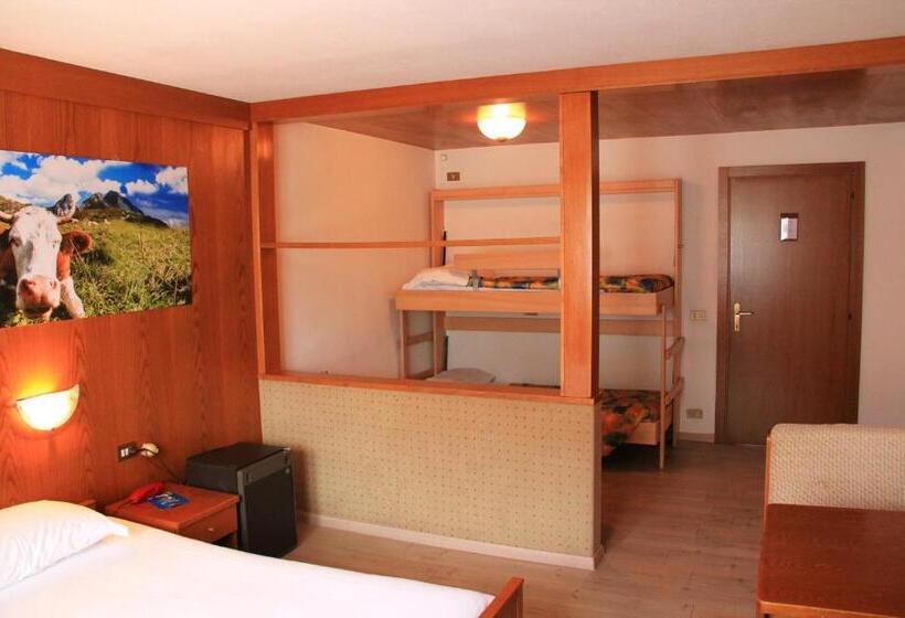 اتاق استاندارد چهار تخته, Villaggio Nevada