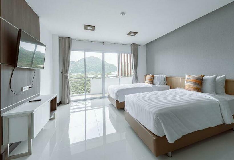 اتاق لوکس, Sitthinard Grandview