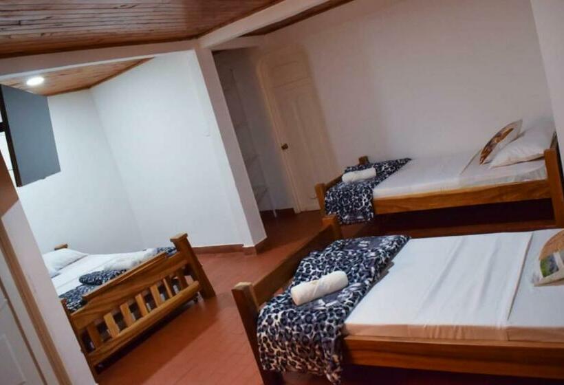 اتاق استاندارد سه نفره, Finca Hotel Monte Paz