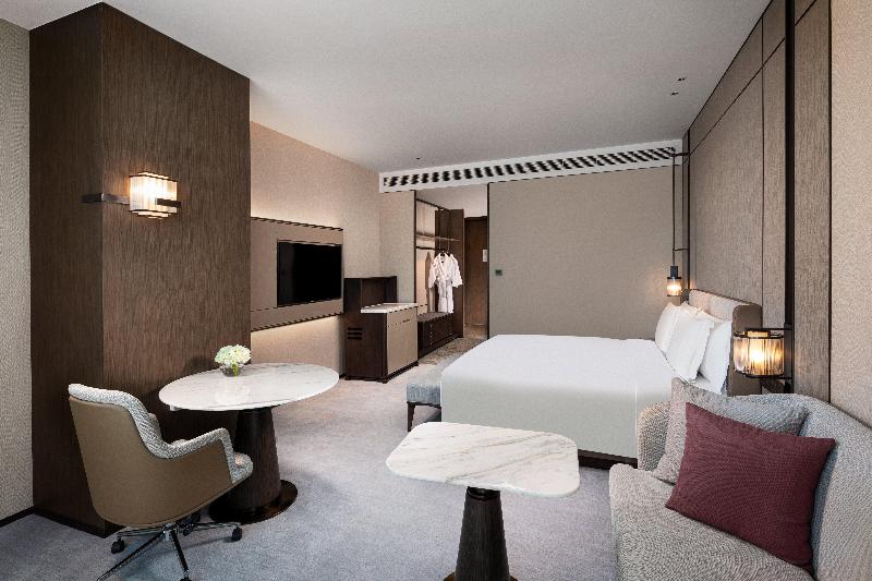 اتاق استاندارد با تخت بزرگ, Crowne Plaza Shanghai Hongqiao, An Ihg