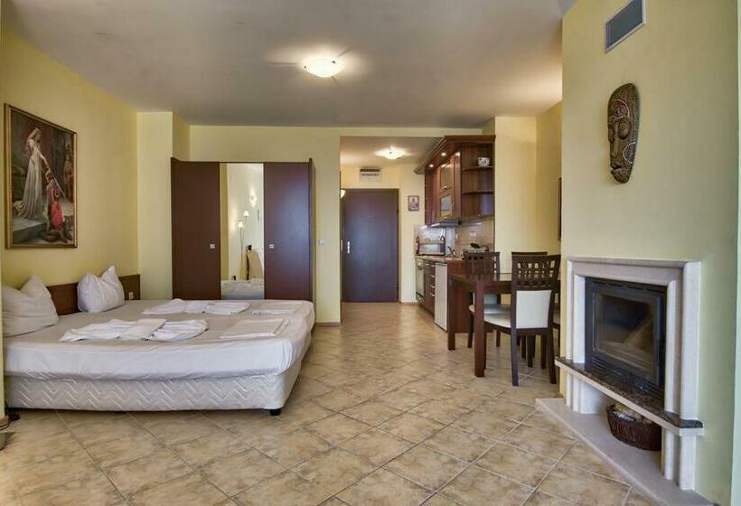 استودیوی استاندارد با چشم‌انداز دریا, Villa Romana