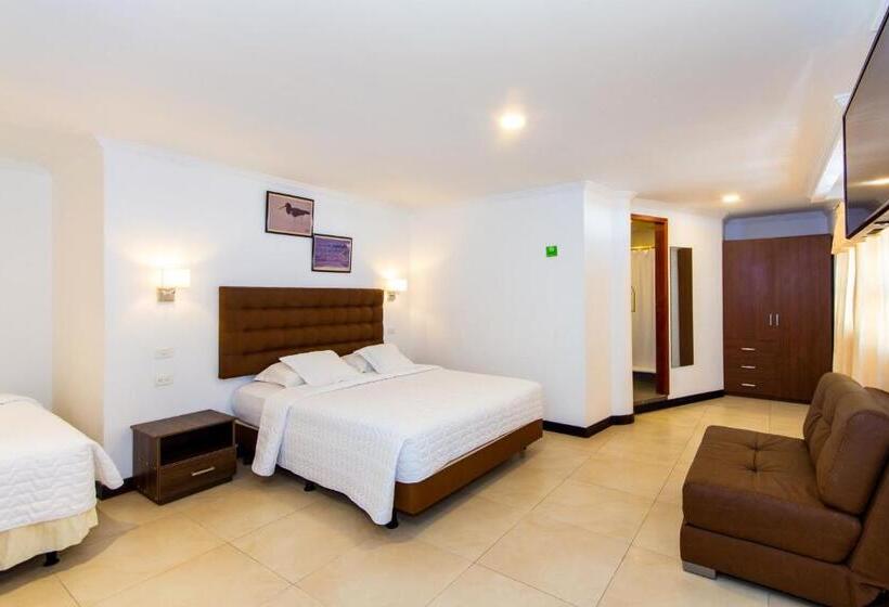 اتاق سوپریور, Grand Hotel Leon Marino Galapagos