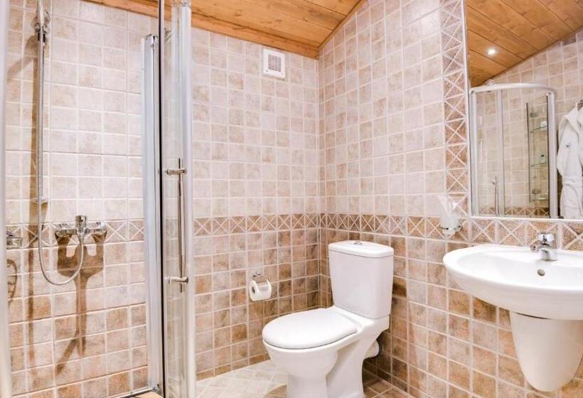 اتاق استاندارد با چشم‌انداز باغ, Chalet Balkan