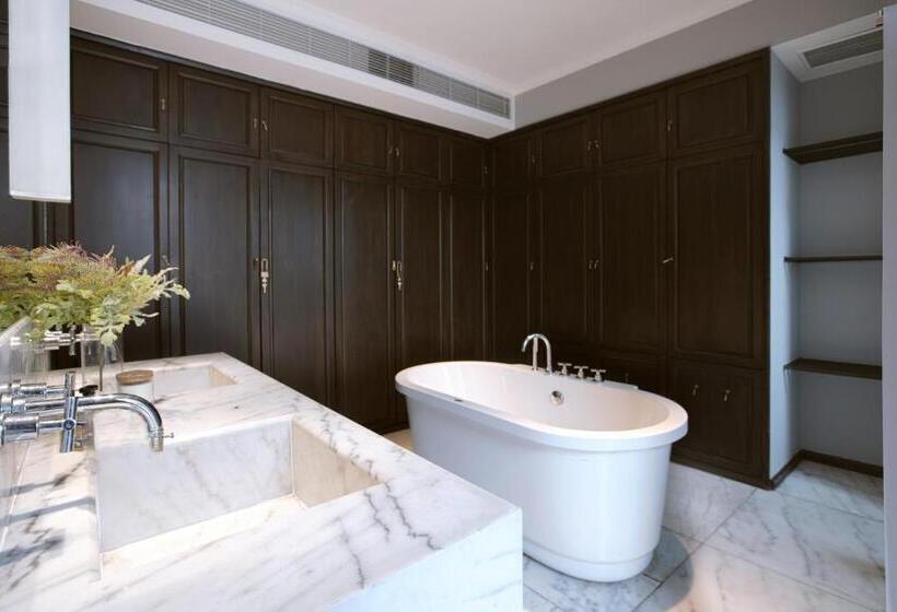اتاق استاندارد با بالکن, Shanghai Downtown Hills Boutique Guesthouse   Near Metro Line 7, Exit 3, Changping Road