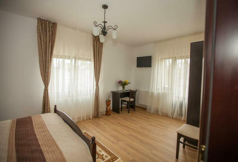 اتاق استاندارد, Pensiunea Aurora