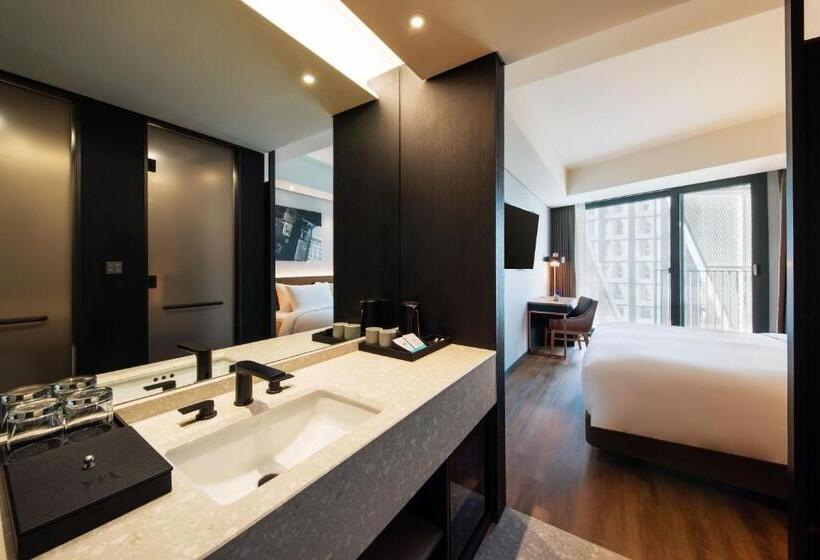 Номер Deluxe Кровать Кинг, Mercure Ambassador Seoul Hongdae