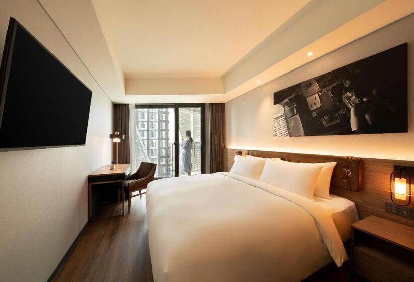 Номер Deluxe Кровать Кинг, Mercure Ambassador Seoul Hongdae