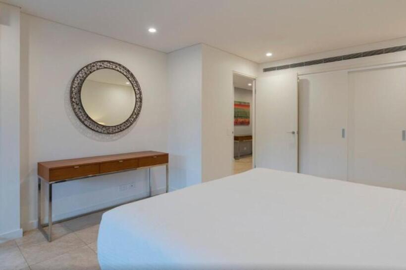 ویلا دلوکس 3 خوابه, Luxury Apartments At Temple Resort And Spa Port Douglas