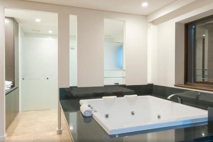ویلای 3 خوابه, Luxury Apartments At Temple Resort And Spa Port Douglas