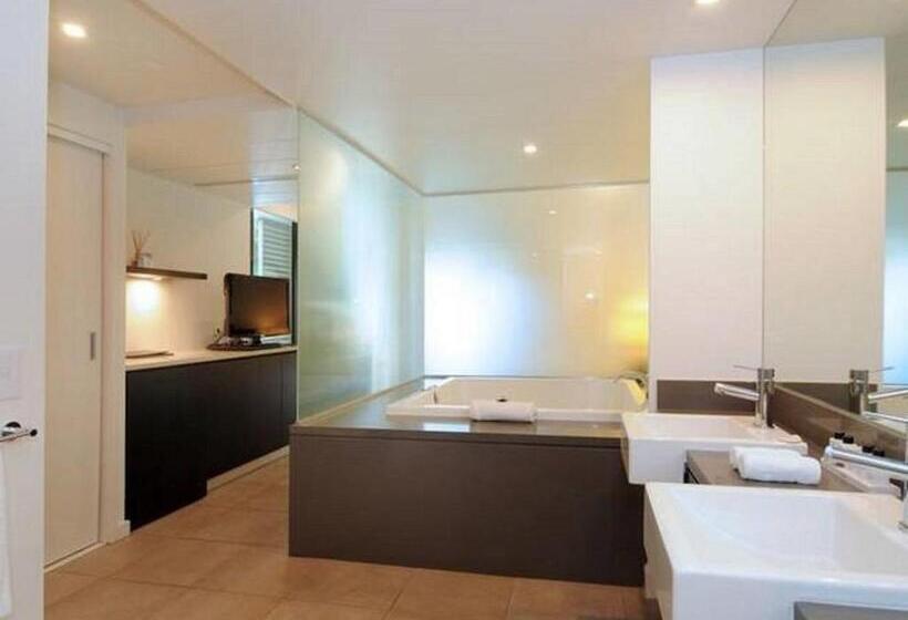 استودیو استاندارد با چشم‌انداز باغ, Luxury Apartments At Temple Resort And Spa Port Douglas
