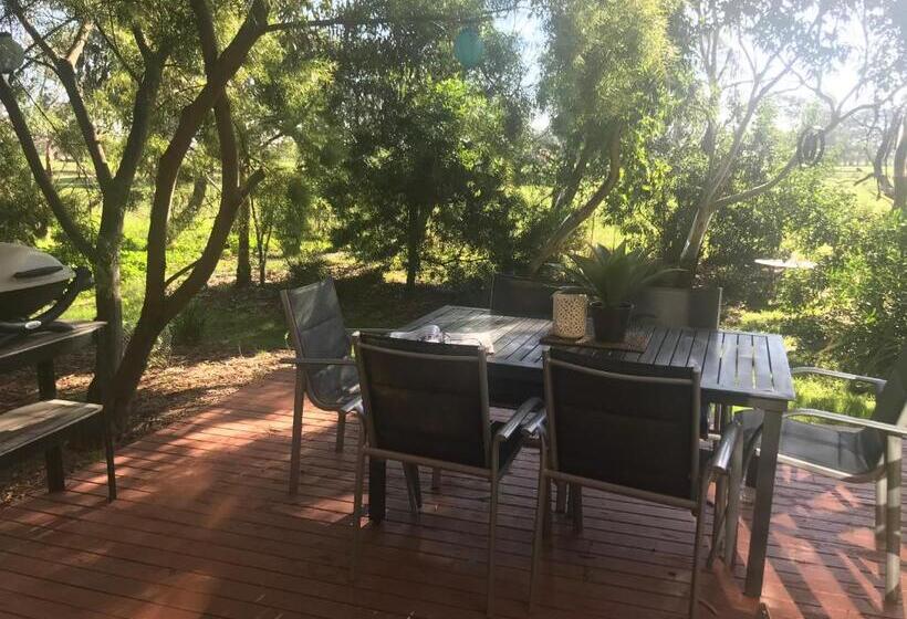 ویلای 3 خوابه, The Nature Resort Villas