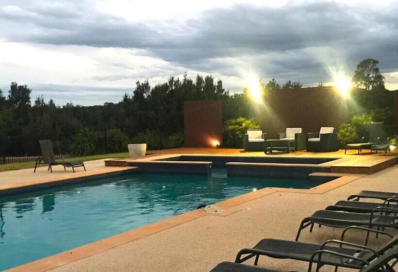ویلای لوکس 1 خوابه, The Nature Resort Villas