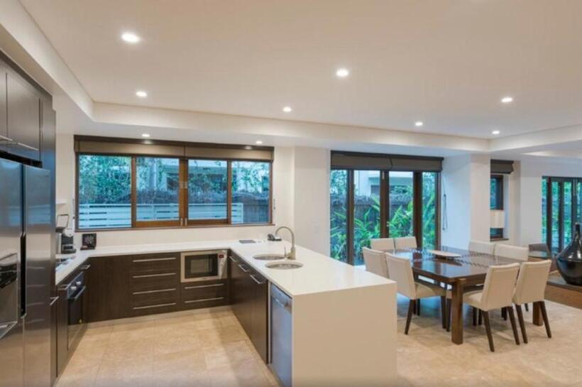 ویلا دلوکس 3 خوابه, Luxury Apartments At Temple Resort And Spa Port Douglas
