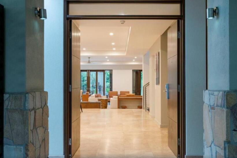 ویلا دلوکس 3 خوابه, Luxury Apartments At Temple Resort And Spa Port Douglas